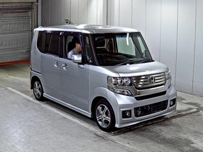 HONDA N BOX +