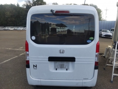 HONDA N-VAN