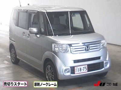 HONDA N BOX +