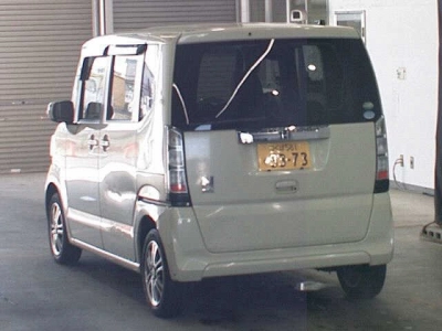 HONDA N BOX