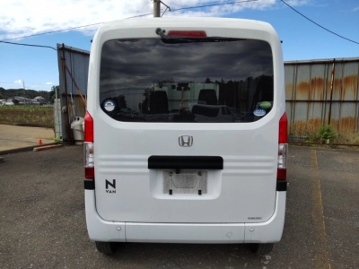 HONDA N-VAN