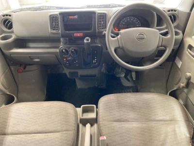 NISSAN CLIPPER VAN