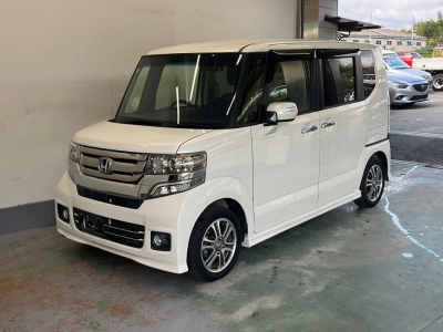 HONDA N BOX CUSTOM