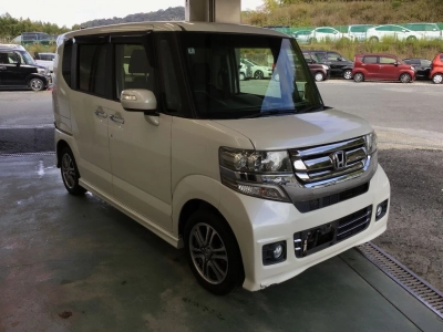 HONDA N BOX CUSTOM