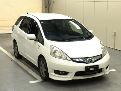HONDA FIT SHUTTLE HYBRID