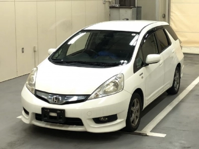 HONDA FIT SHUTTLE HYBRID
