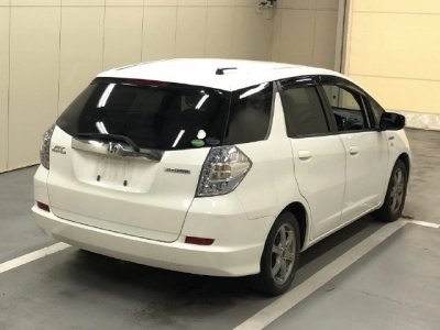 HONDA FIT SHUTTLE HYBRID