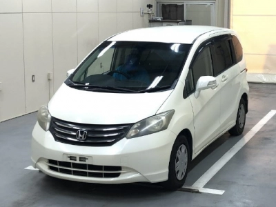 HONDA FREED