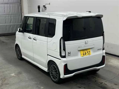 HONDA N BOX CUSTOM