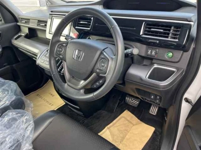HONDA STEPWGN SPADA