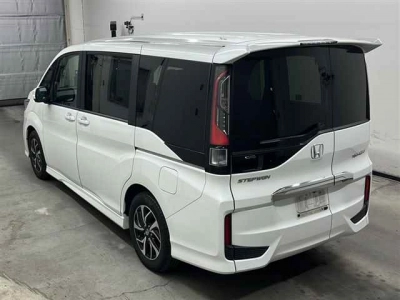 HONDA STEPWGN SPADA