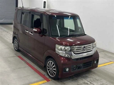 HONDA N BOX CUSTOM