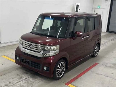 HONDA N BOX CUSTOM