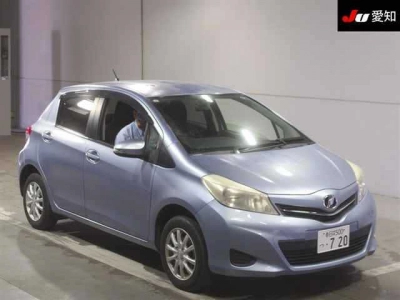 TOYOTA VITZ