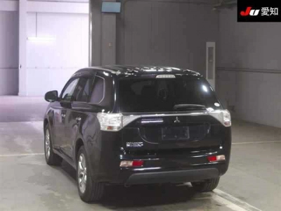 MITSUBISHI OUTLANDER PHEV