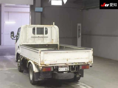 TOYOTA DYNA TRUCK
