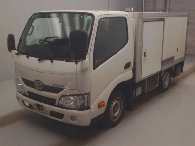 TOYOTA DYNA TRUCK