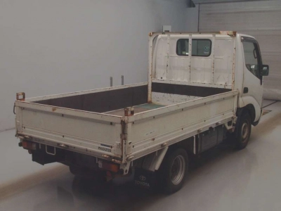 TOYOTA DYNA TRUCK