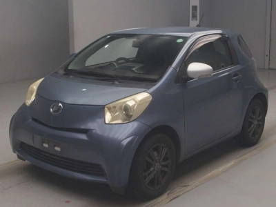 TOYOTA IQ