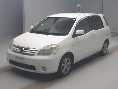 TOYOTA RAUM