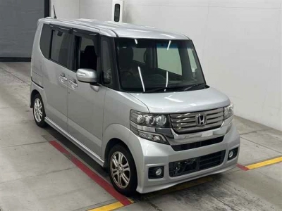 HONDA N BOX CUSTOM
