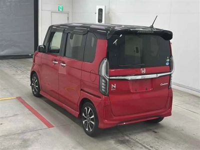 HONDA N BOX CUSTOM