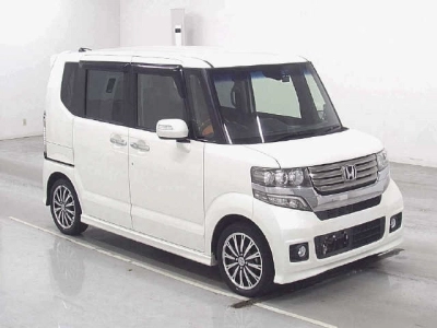 HONDA N BOX CUSTOM