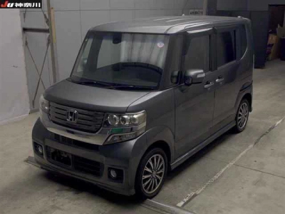 HONDA N BOX CUSTOM