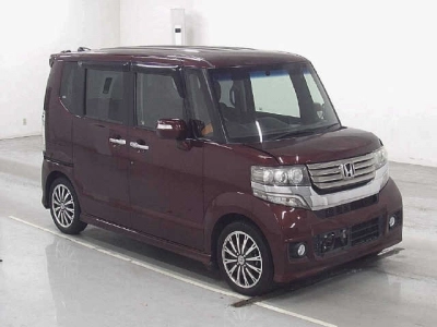 HONDA N BOX CUSTOM