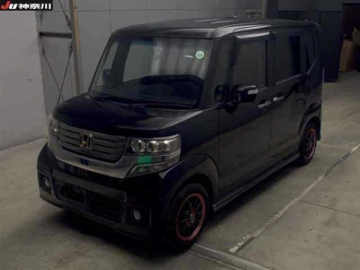 HONDA N BOX CUSTOM