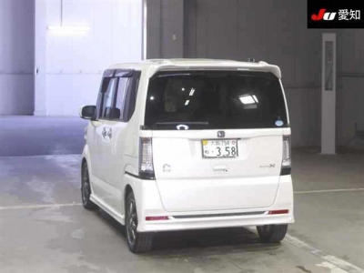 HONDA N BOX CUSTOM