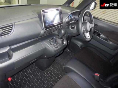 MITSUBISHI EK X SPACE