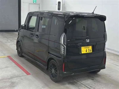 HONDA N BOX CUSTOM