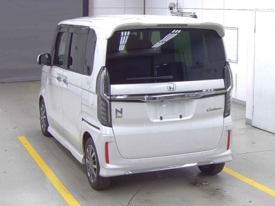 HONDA N BOX CUSTOM
