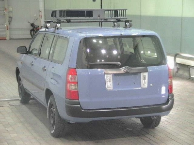 TOYOTA SUCCEED VAN