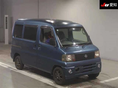 NISSAN CLIPPER VAN
