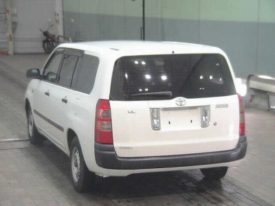 TOYOTA SUCCEED VAN