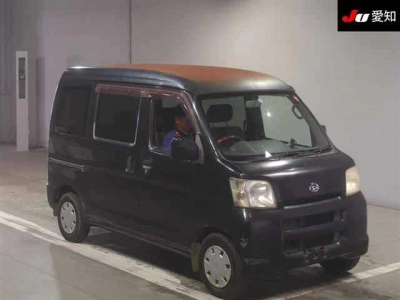 DAIHATSU HIJET VAN