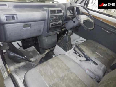 MITSUBISHI MINICAB TRUCK