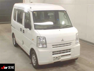 MITSUBISHI MINICAB