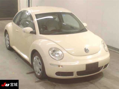 VOLKSWAGEN NEW BEETLE
