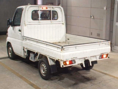 NISSAN CLIPPER
