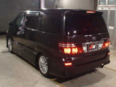 TOYOTA ALPHARD V