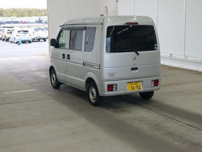 NISSAN NV100 CLIPPER