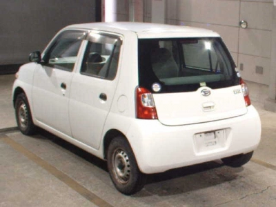 DAIHATSU ESSE