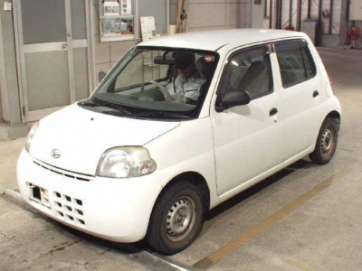 DAIHATSU ESSE