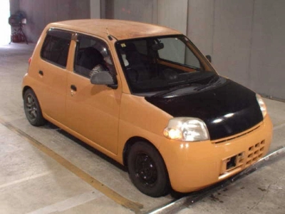 DAIHATSU ESSE
