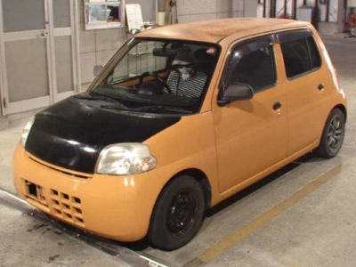 DAIHATSU ESSE