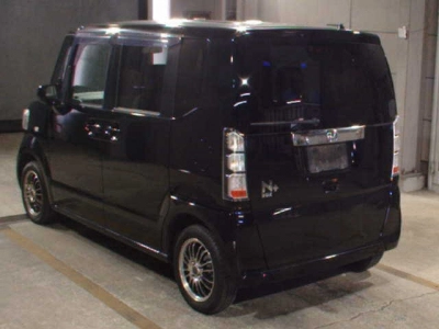 HONDA N BOX +