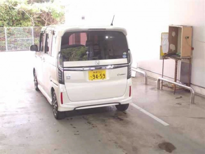 HONDA N BOX